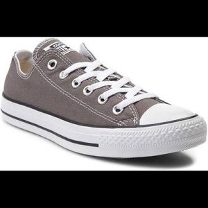 Grey Converse (REALLY GOOD CONDITION)